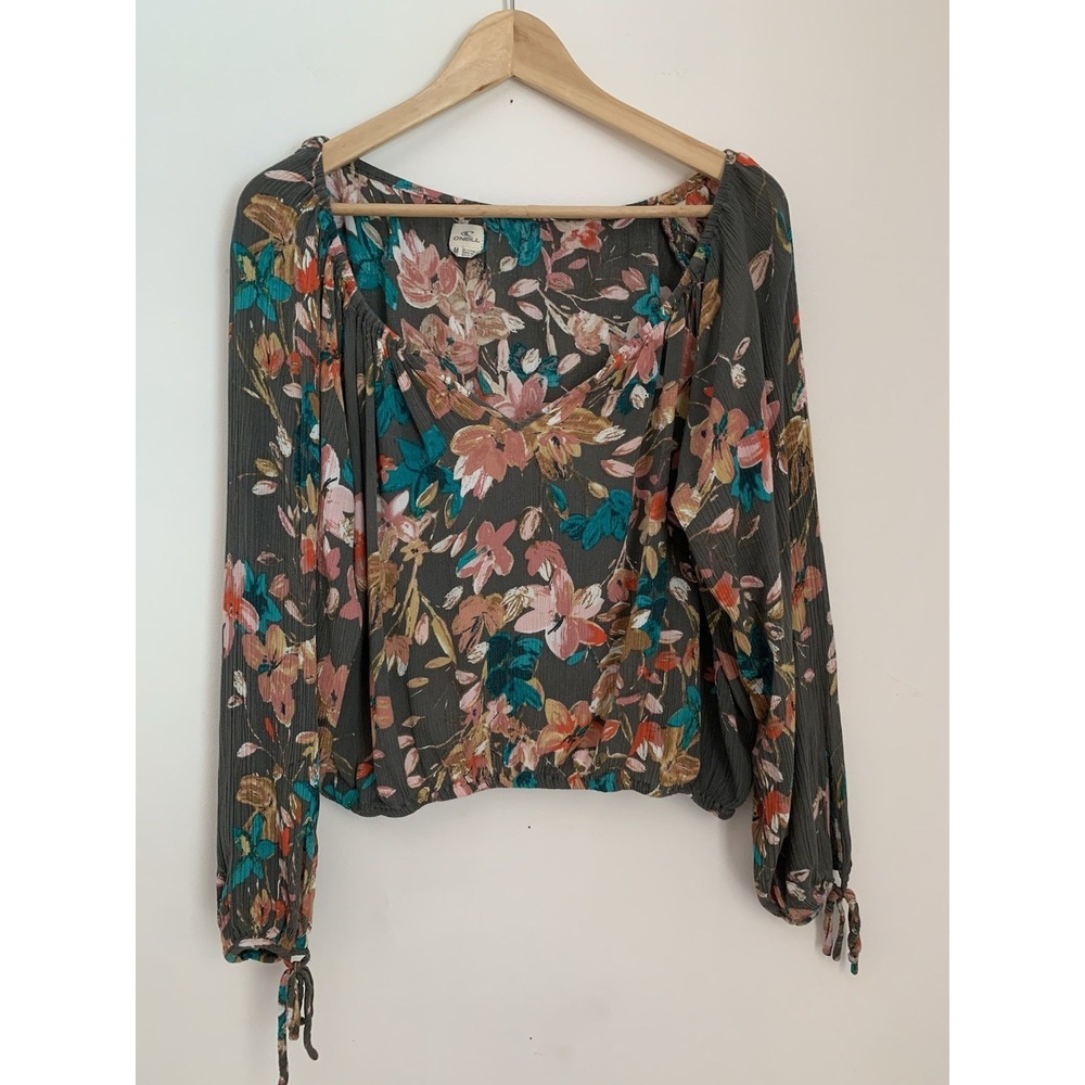 O'Neill‎ Top Women Sz M Floral Flowy Long Sleeve With Tie Detail Split Neck Surf